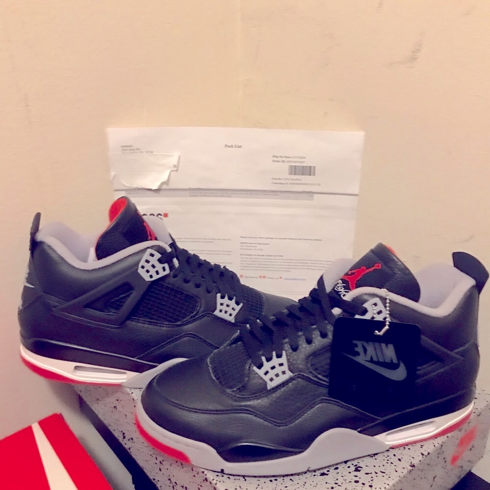 NIKE RETRO 4 BRED
